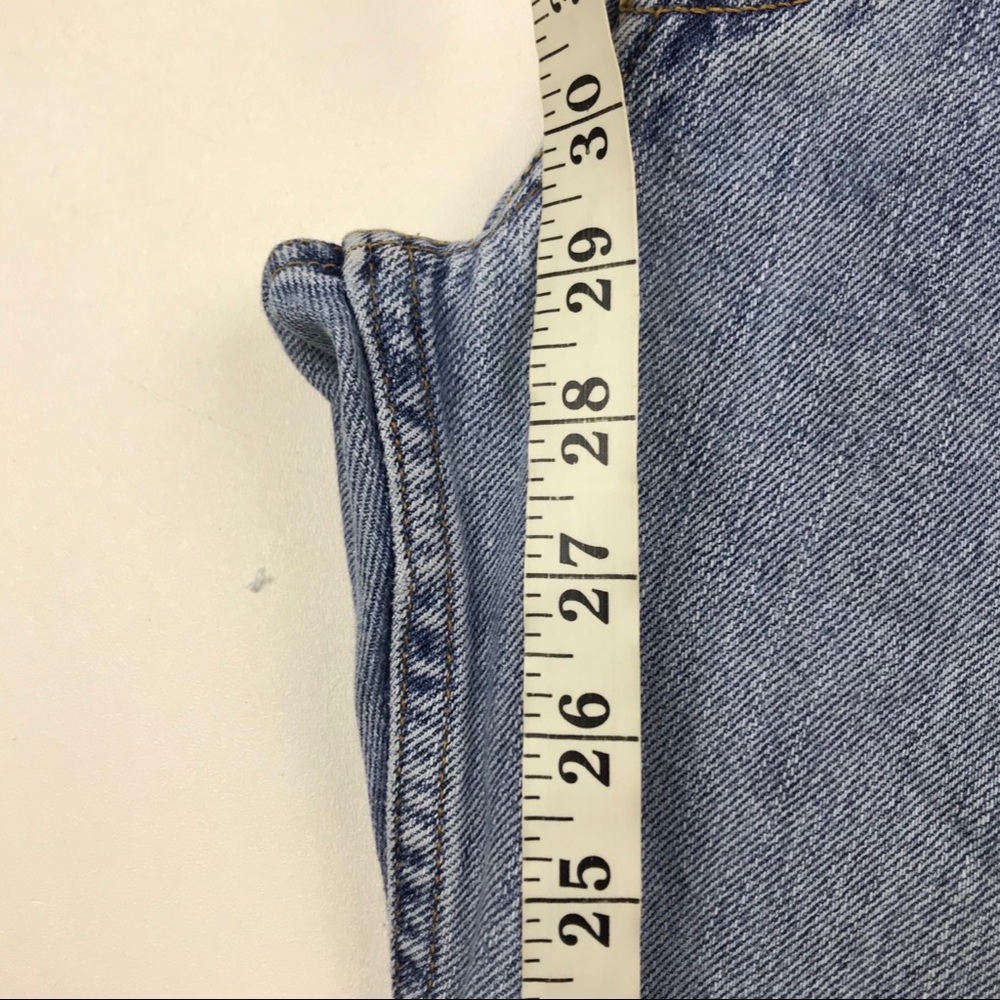 Vintage Levi’s 505 High Waist wedgie fit Jeans - Picture 5 of 6